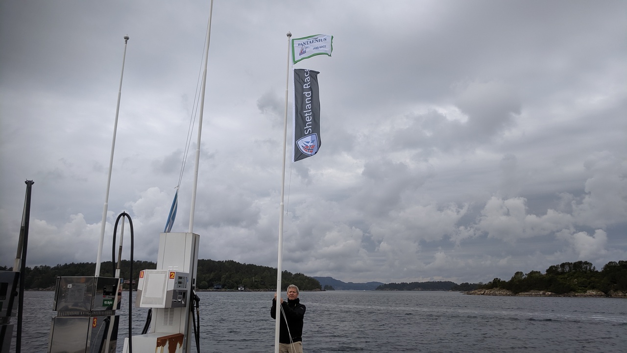 Flag hoisted at Hjellestad Marina